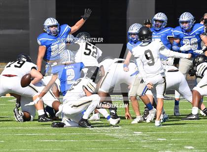 Thumbnail 3 in Connally vs. Pleasant Grove (UIL 4A Division 2 Region 2 Area) photogallery.