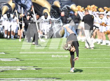 Thumbnail 3 in Connally vs. Pleasant Grove (UIL 4A Division 2 Region 2 Area) photogallery.