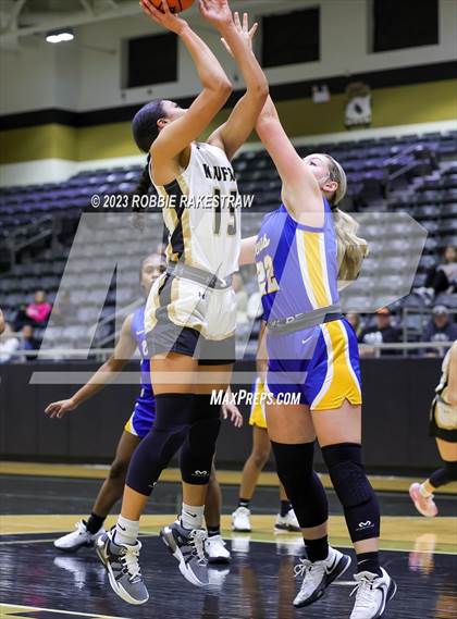 Thumbnail 1 in Venus vs. Kaufman (Kaufman Holiday Tournament) photogallery.