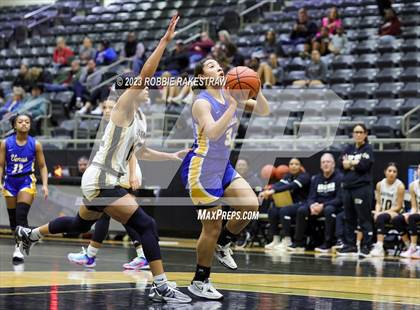 Thumbnail 3 in Venus vs. Kaufman (Kaufman Holiday Tournament) photogallery.