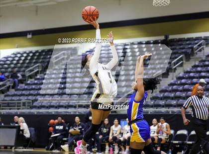 Thumbnail 1 in Venus vs. Kaufman (Kaufman Holiday Tournament) photogallery.