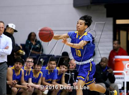 Thumbnail 1 in Newark Memorial vs. El Cerrito (CIF NCS D2 Final) photogallery.