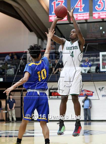Thumbnail 1 in Newark Memorial vs. El Cerrito (CIF NCS D2 Final) photogallery.