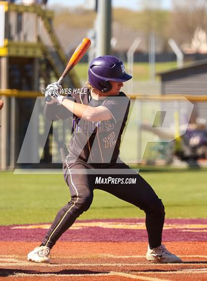 Thumbnail 1 in Center Hill @ DeSoto Central photogallery.