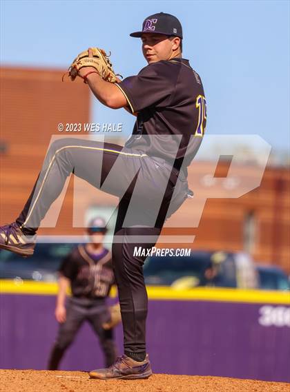 Thumbnail 2 in Center Hill @ DeSoto Central photogallery.