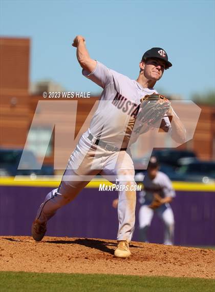 Thumbnail 2 in Center Hill @ DeSoto Central photogallery.