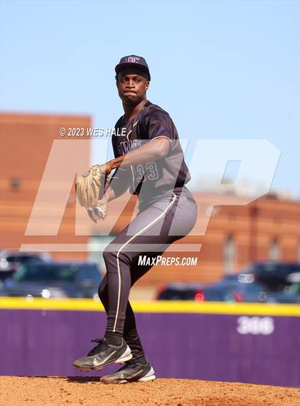 Thumbnail 3 in Center Hill @ DeSoto Central photogallery.