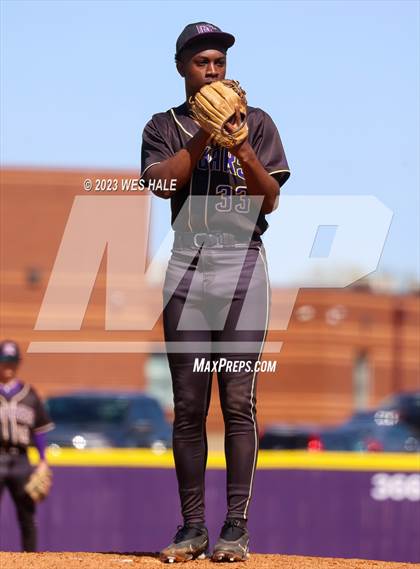 Thumbnail 3 in Center Hill @ DeSoto Central photogallery.