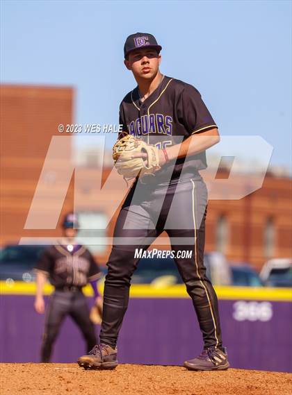Thumbnail 3 in Center Hill @ DeSoto Central photogallery.