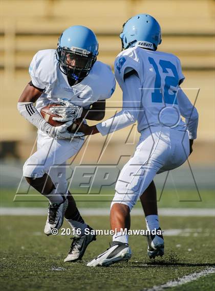 Thumbnail 3 in Arleta vs Carson  photogallery.