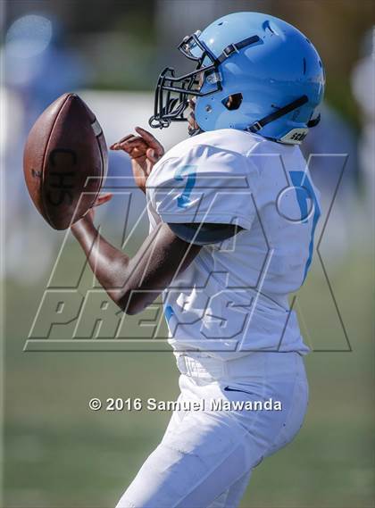 Thumbnail 1 in Arleta vs Carson  photogallery.