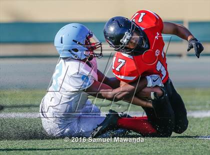 Thumbnail 2 in Arleta vs Carson  photogallery.