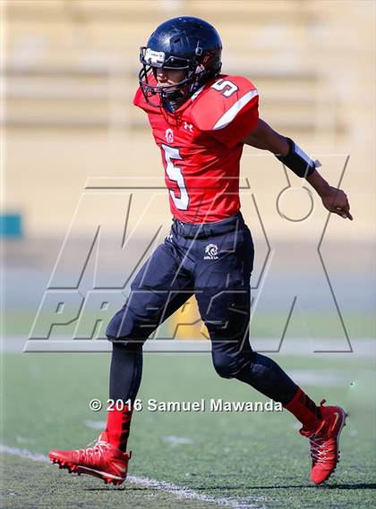 Thumbnail 3 in Arleta vs Carson  photogallery.