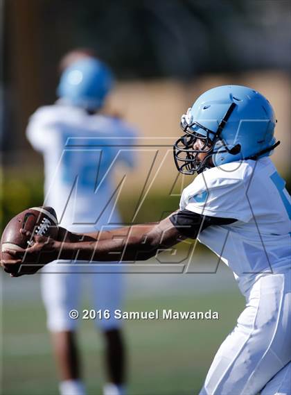 Thumbnail 2 in Arleta vs Carson  photogallery.