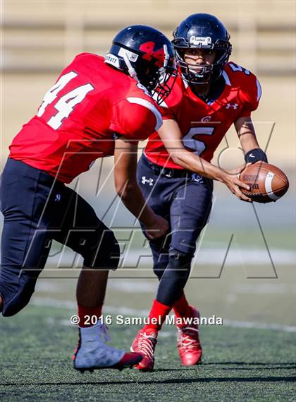 Thumbnail 3 in Arleta vs Carson  photogallery.