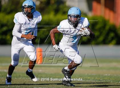 Thumbnail 1 in Arleta vs Carson  photogallery.