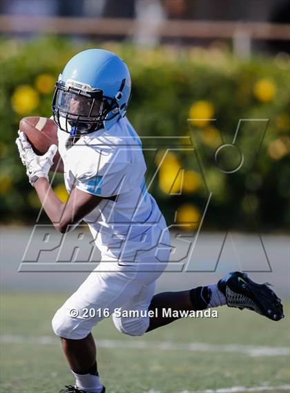 Thumbnail 3 in Arleta vs Carson  photogallery.