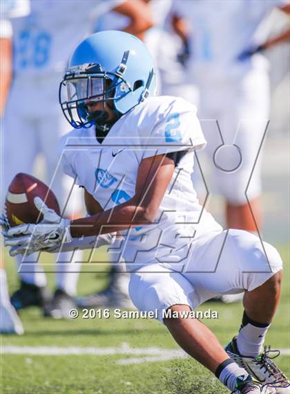 Thumbnail 3 in Arleta vs Carson  photogallery.