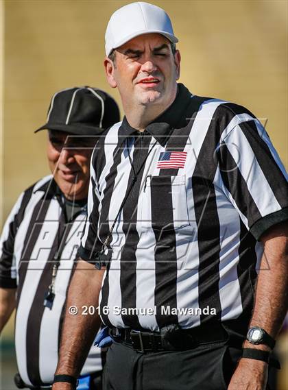 Thumbnail 3 in Arleta vs Carson  photogallery.