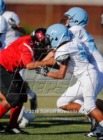 Thumbnail 3 in Arleta vs Carson  photogallery.