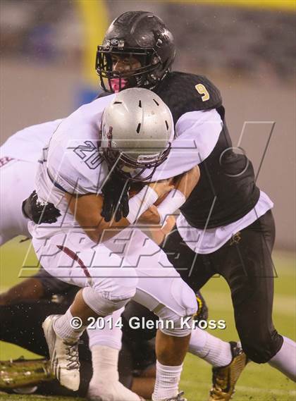 Thumbnail 2 in St. Peter's Prep vs Paramus Catholic (NJSIAA Non-Public Group 4 Final) photogallery.
