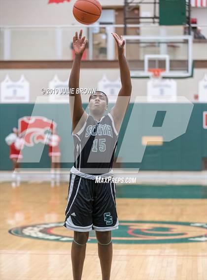 Thumbnail 3 in Fort Wayne South Side @ Lawrence North photogallery.