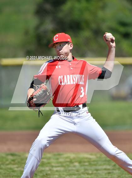 Thumbnail 1 in Clarksville @ Shiloh Christian (AAA 4A 1st Round Playoff) photogallery.