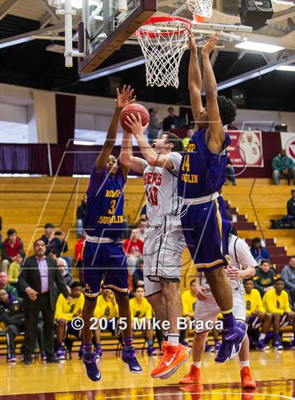 Thumbnail 1 in Newton North vs. Bishop Loughlin (Spalding HoopHall Classic) photogallery.