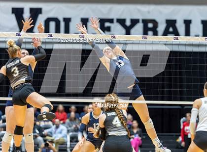 Thumbnail 1 in Goliad vs. Bushland (UIL 3A Volleyball Division 1 Final) photogallery.