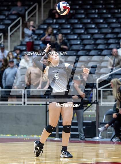 Thumbnail 2 in Goliad vs. Bushland (UIL 3A Volleyball Division 1 Final) photogallery.
