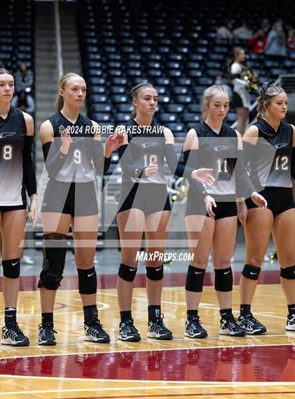 Thumbnail 2 in Goliad vs. Bushland (UIL 3A Volleyball Division 1 Final) photogallery.