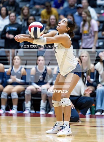 Thumbnail 3 in Goliad vs. Bushland (UIL 3A Volleyball Division 1 Final) photogallery.