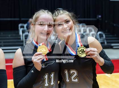 Thumbnail 2 in Goliad vs. Bushland (UIL 3A Volleyball Division 1 Final) photogallery.