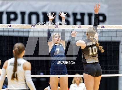 Thumbnail 2 in Goliad vs. Bushland (UIL 3A Volleyball Division 1 Final) photogallery.