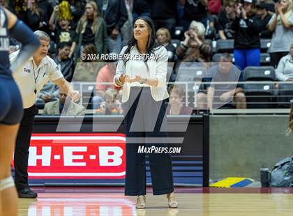 Thumbnail 2 in Goliad vs. Bushland (UIL 3A Volleyball Division 1 Final) photogallery.