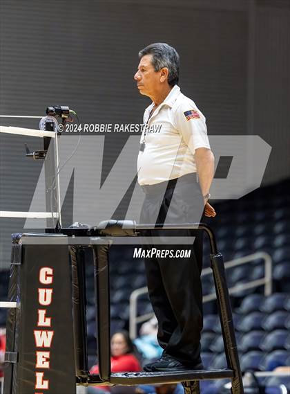 Thumbnail 3 in Goliad vs. Bushland (UIL 3A Volleyball Division 1 Final) photogallery.