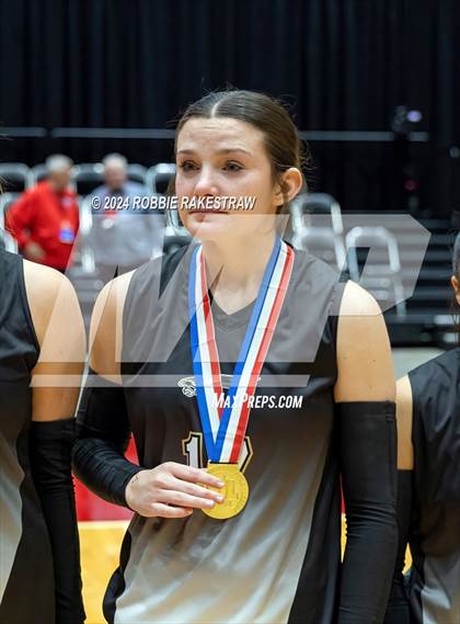 Thumbnail 2 in Goliad vs. Bushland (UIL 3A Volleyball Division 1 Final) photogallery.