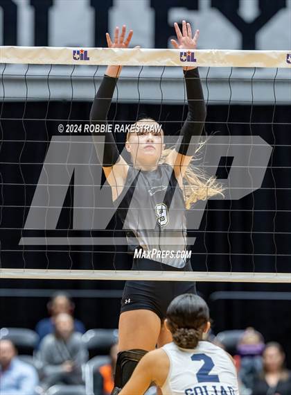 Thumbnail 1 in Goliad vs. Bushland (UIL 3A Volleyball Division 1 Final) photogallery.