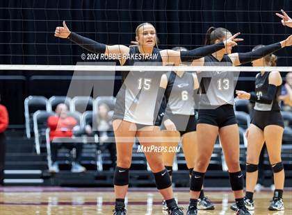 Thumbnail 1 in Goliad vs. Bushland (UIL 3A Volleyball Division 1 Final) photogallery.