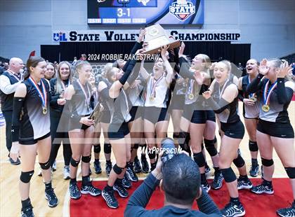 Thumbnail 1 in Goliad vs. Bushland (UIL 3A Volleyball Division 1 Final) photogallery.