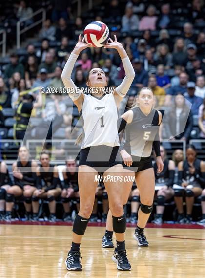 Thumbnail 3 in Goliad vs. Bushland (UIL 3A Volleyball Division 1 Final) photogallery.