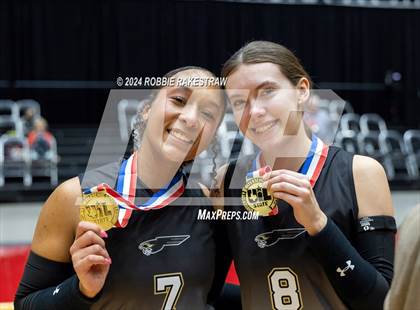 Thumbnail 1 in Goliad vs. Bushland (UIL 3A Volleyball Division 1 Final) photogallery.