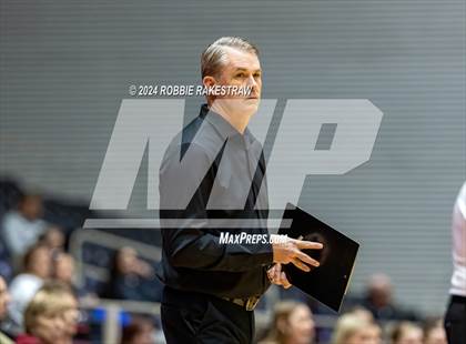 Thumbnail 3 in Goliad vs. Bushland (UIL 3A Volleyball Division 1 Final) photogallery.