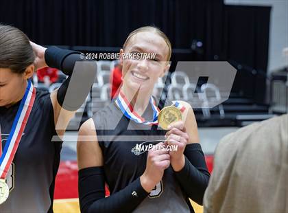 Thumbnail 1 in Goliad vs. Bushland (UIL 3A Volleyball Division 1 Final) photogallery.