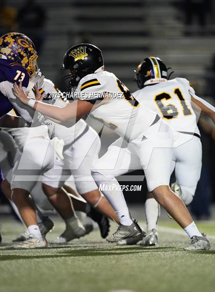 Thumbnail 2 in Yorktown vs. Granger (UIL 2A D2 Football Area) photogallery.