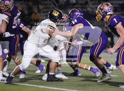 Thumbnail 3 in Yorktown vs. Granger (UIL 2A D2 Football Area) photogallery.