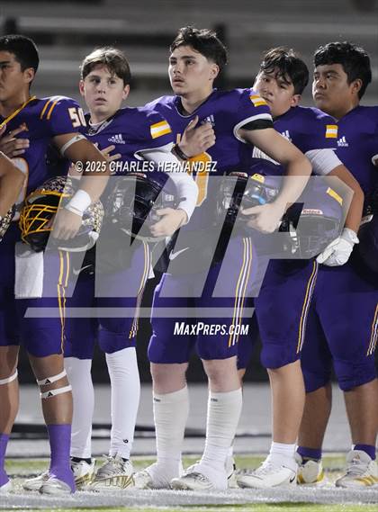 Thumbnail 3 in Yorktown vs. Granger (UIL 2A D2 Football Area) photogallery.