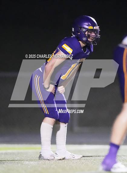 Thumbnail 3 in Yorktown vs. Granger (UIL 2A D2 Football Area) photogallery.