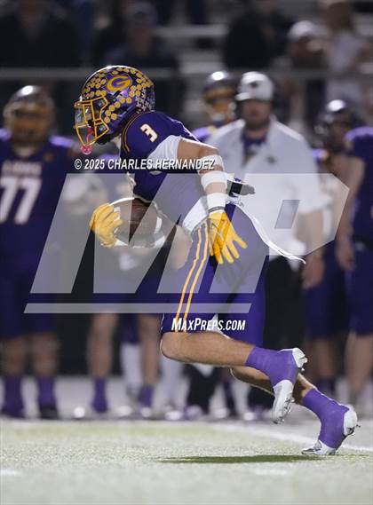 Thumbnail 1 in Yorktown vs. Granger (UIL 2A D2 Football Area) photogallery.