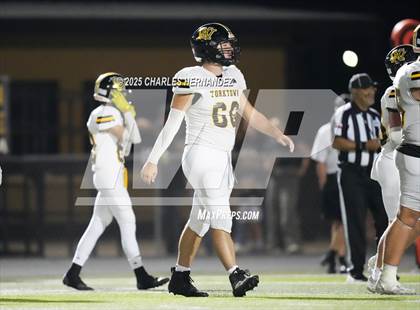 Thumbnail 1 in Yorktown vs. Granger (UIL 2A D2 Football Area) photogallery.